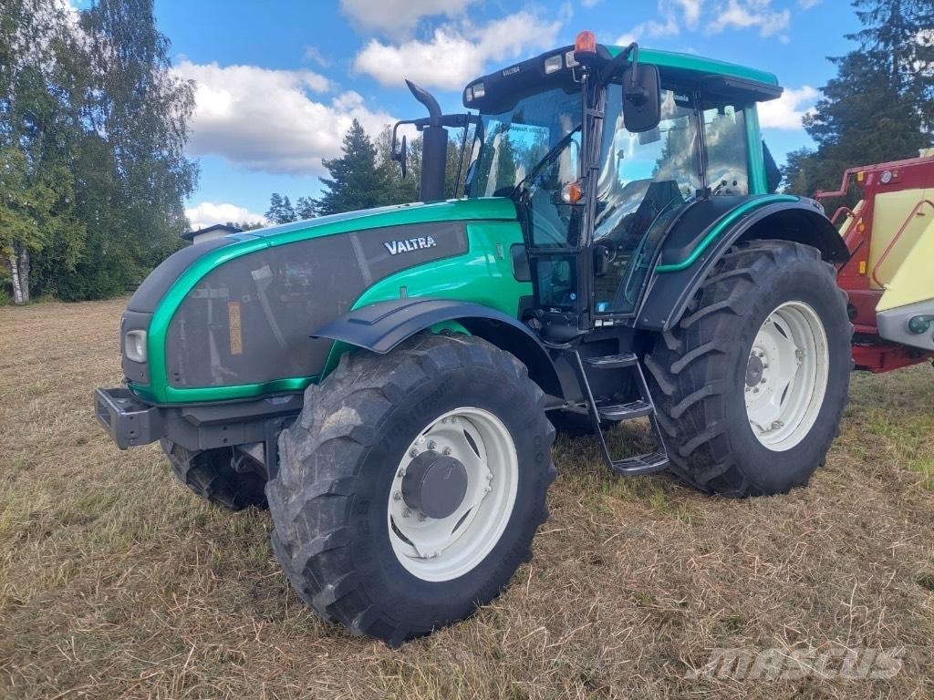Valtra T 171 H 曳引機