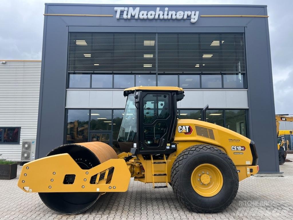 CAT CS10GC 土壤壓實機