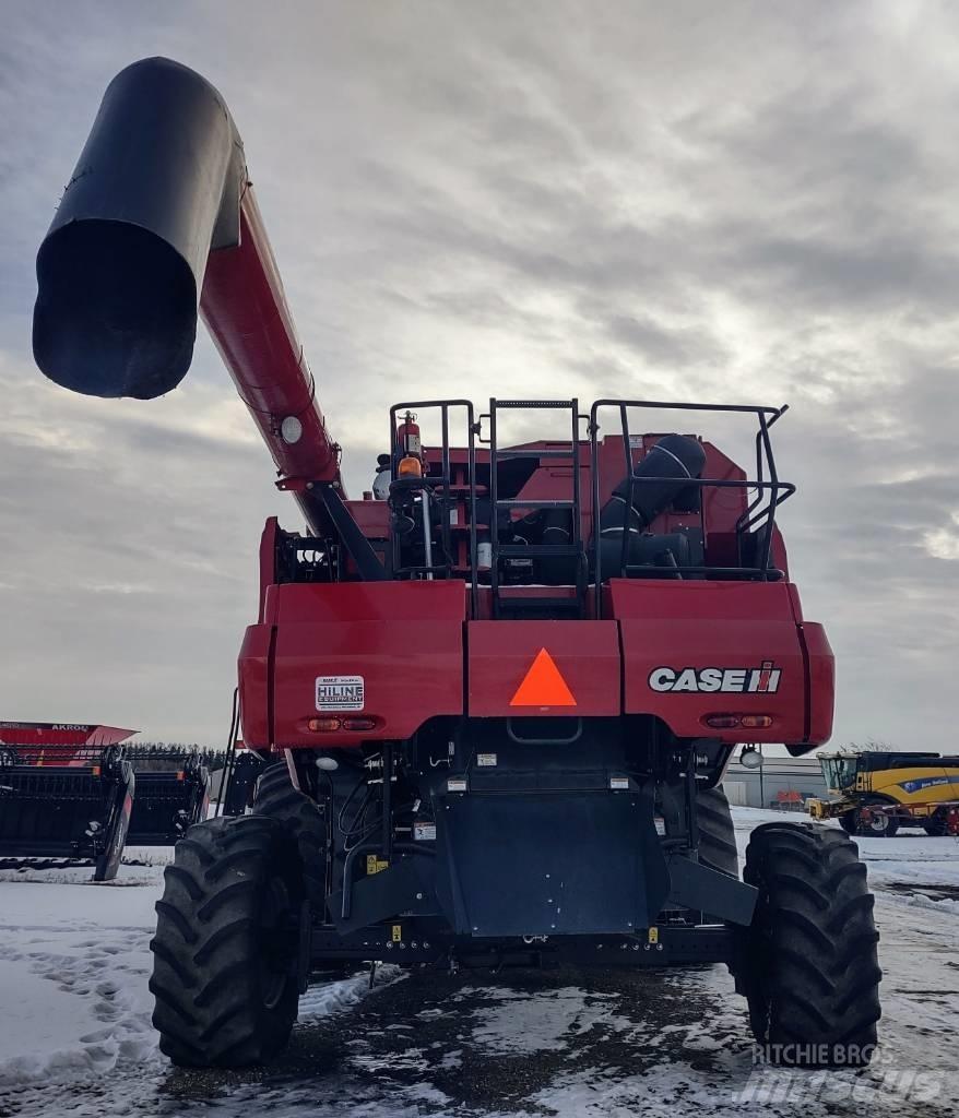 CASE 8120 聯合收穫機