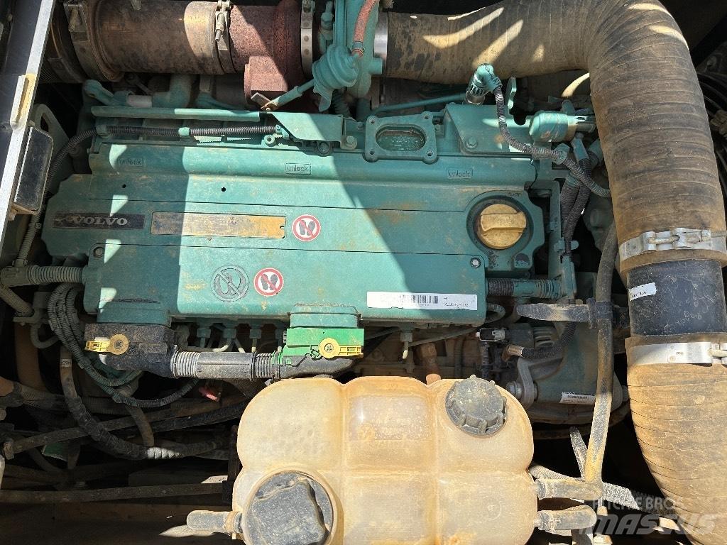 Volvo EC 220 E L 履帶式 挖土機/掘鑿機/挖掘機