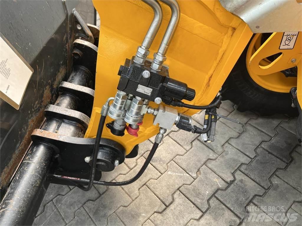 JCB 525-60 Hi Viz 農業用伸縮臂裝載機