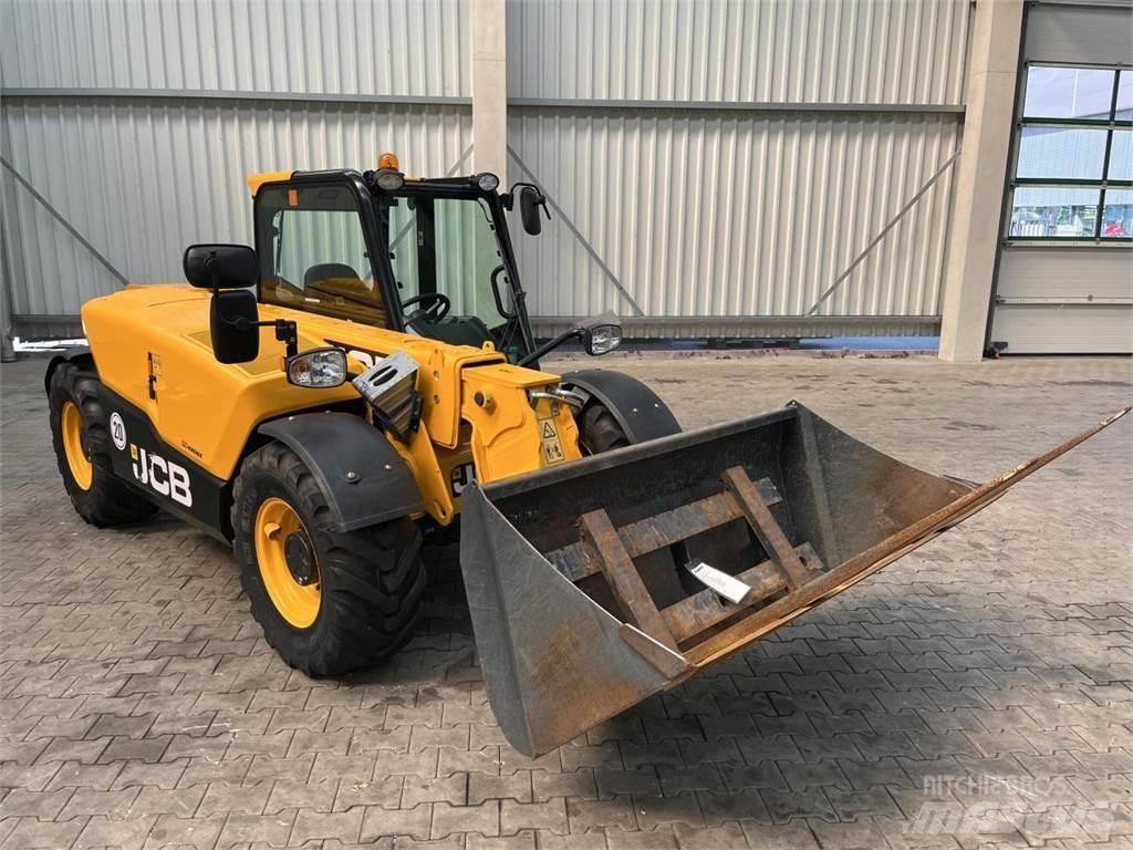 JCB 525-60 Hi Viz 農業用伸縮臂裝載機