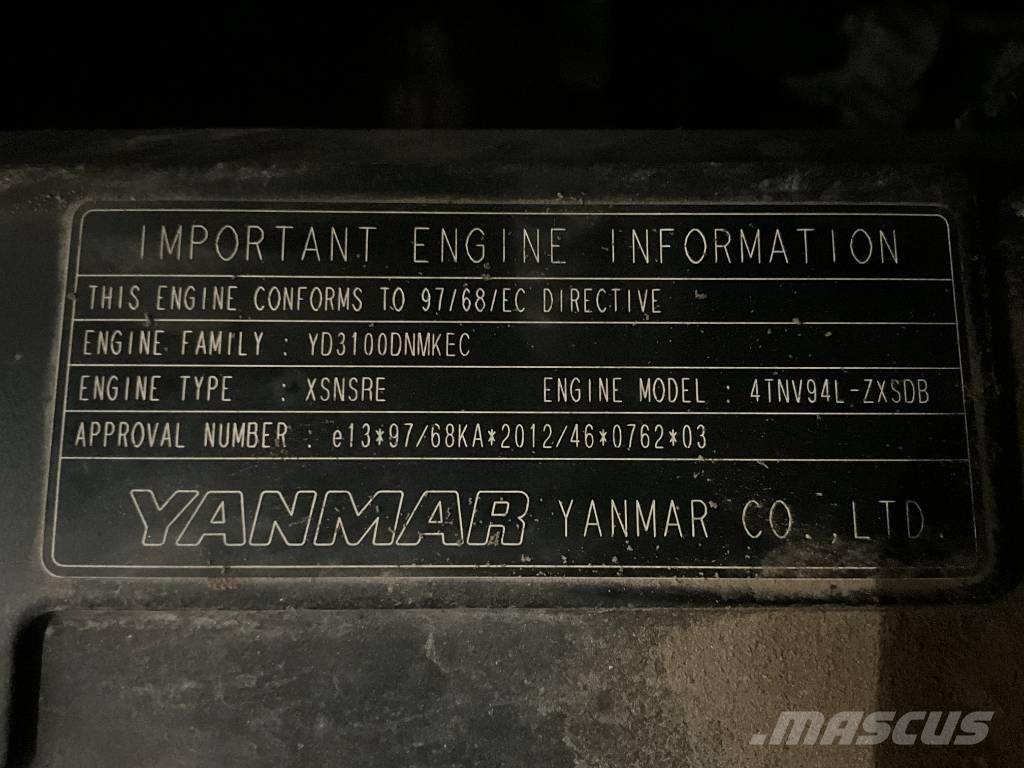 Doosan DX 63-3 小型挖土機/掘鑿機<7t(小型挖掘機)