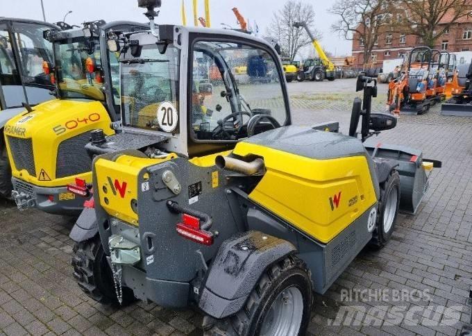 Wacker Neuson TH412 伸縮臂操作車