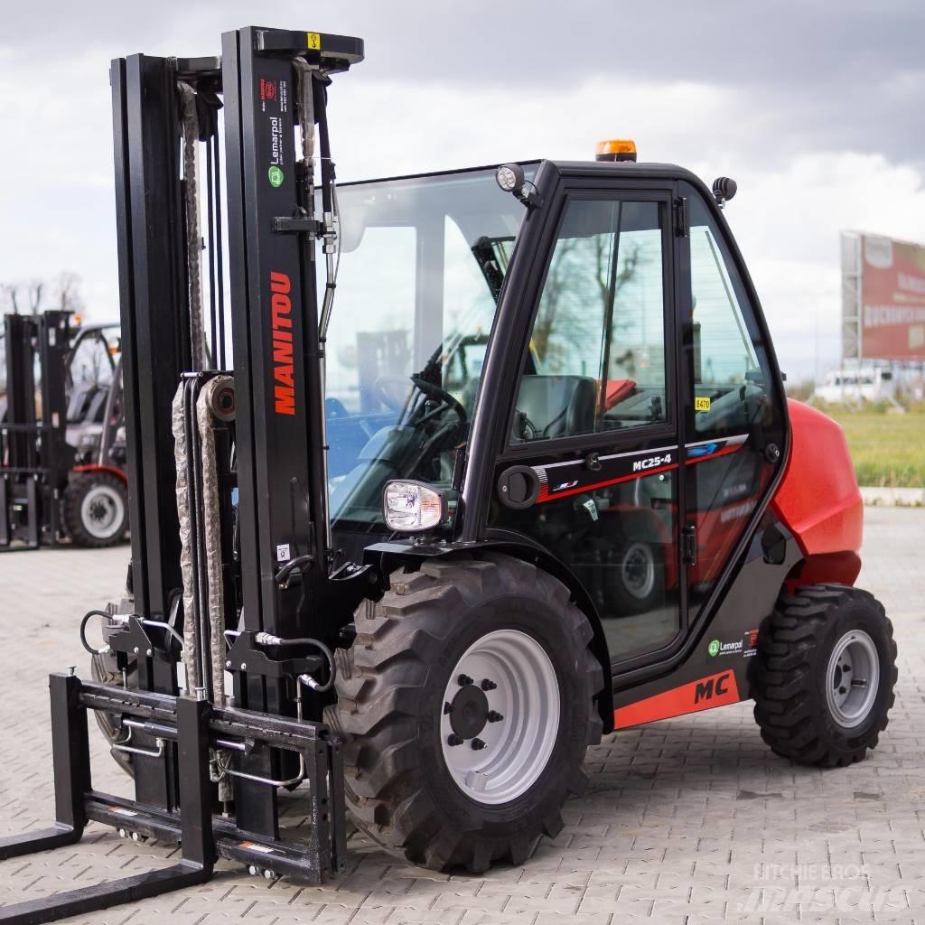 Manitou MC25 越野車