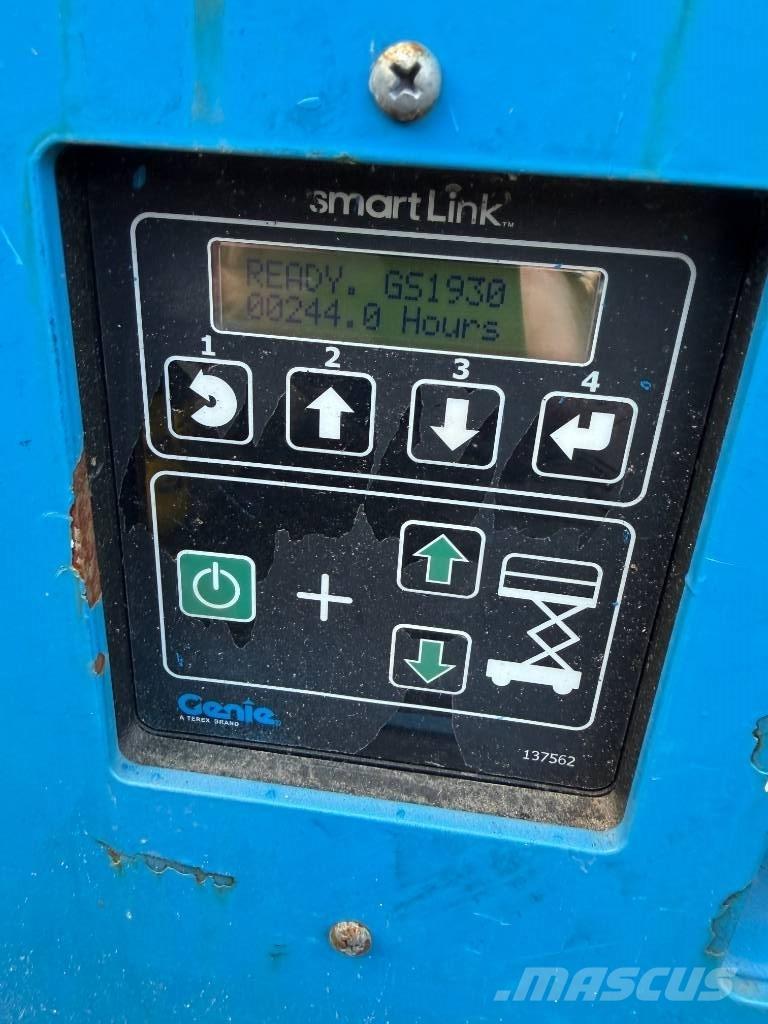 Genie GS 1930 剪式升降機