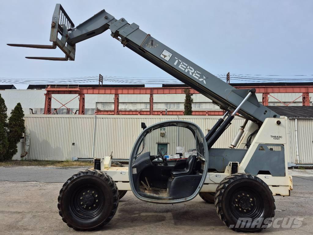 Terex TH0805A 伸縮臂操作車
