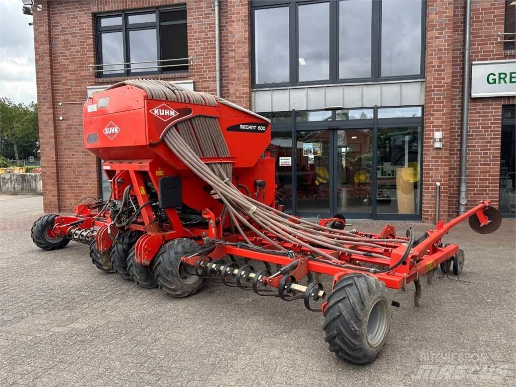 Kuhn Megant 600 其他農業機械