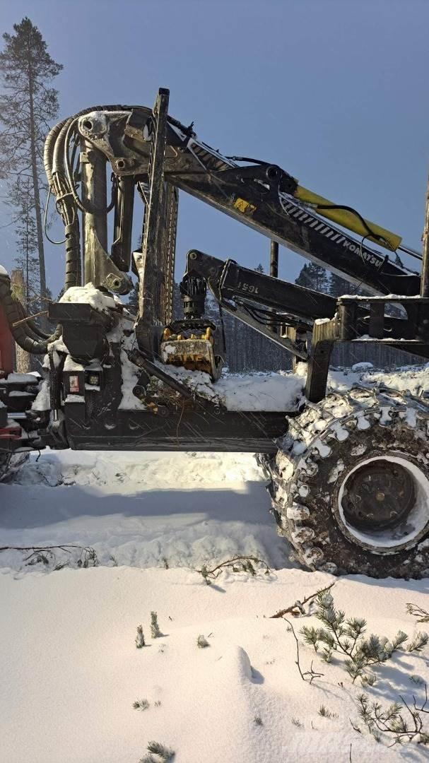 Komatsu 895 集運機