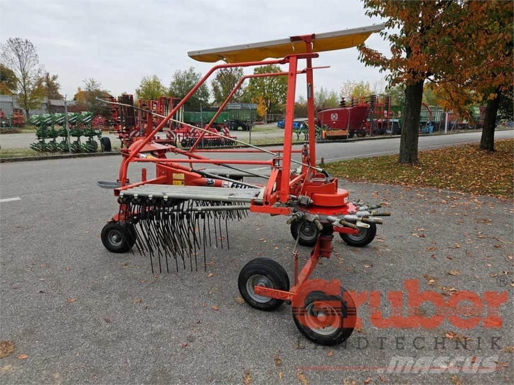 Fella TS 425 DN 堆草機