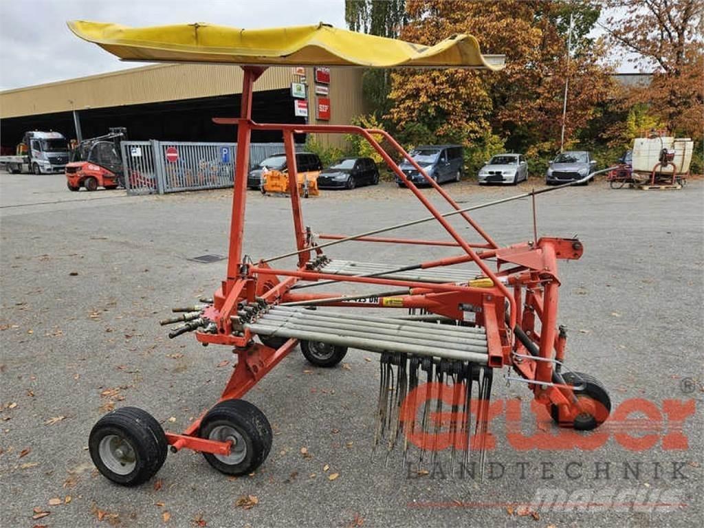 Fella TS 425 DN 堆草機