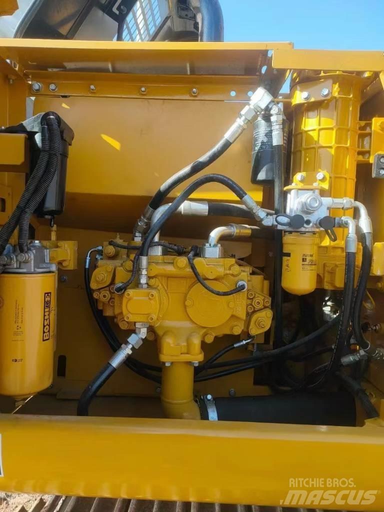 CAT 320D2L 履帶式 挖土機/掘鑿機/挖掘機