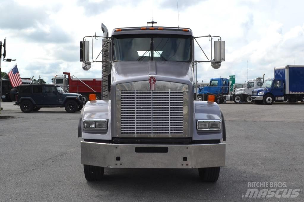 Kenworth T 800 曳引機組件