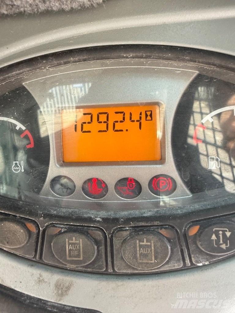 Bobcat S 450 滑移轉向裝載機