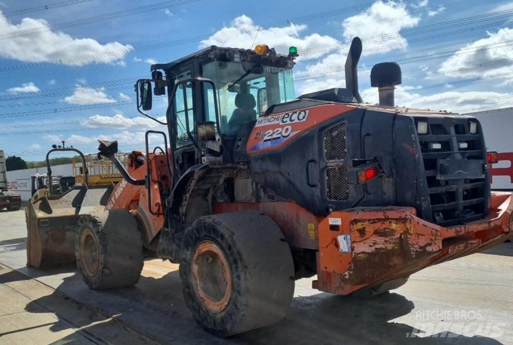 Hitachi ZW 220-6 輪胎式裝載機