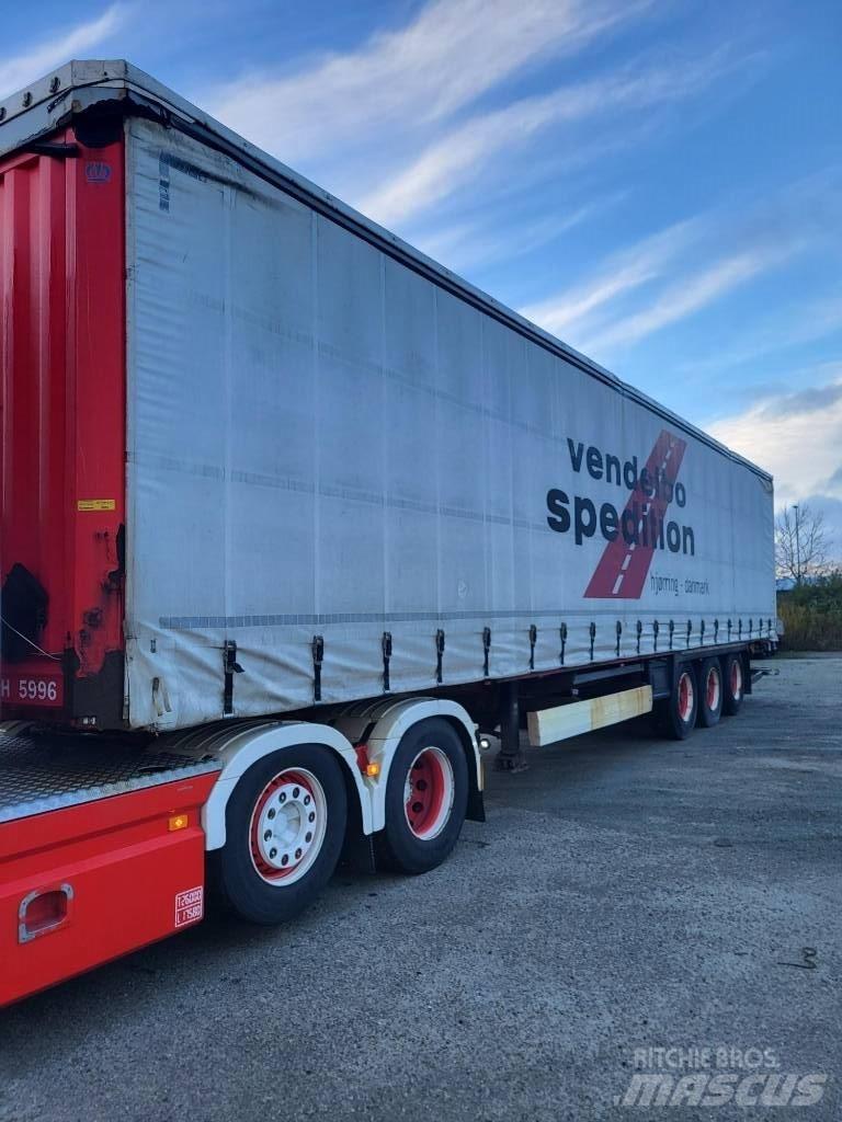 Krone SDP 27 篷布半拖車