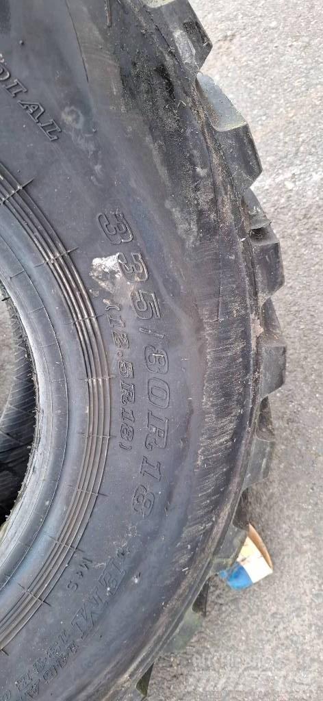Dunlop 335/80R18 輪胎、車輪和輪圈