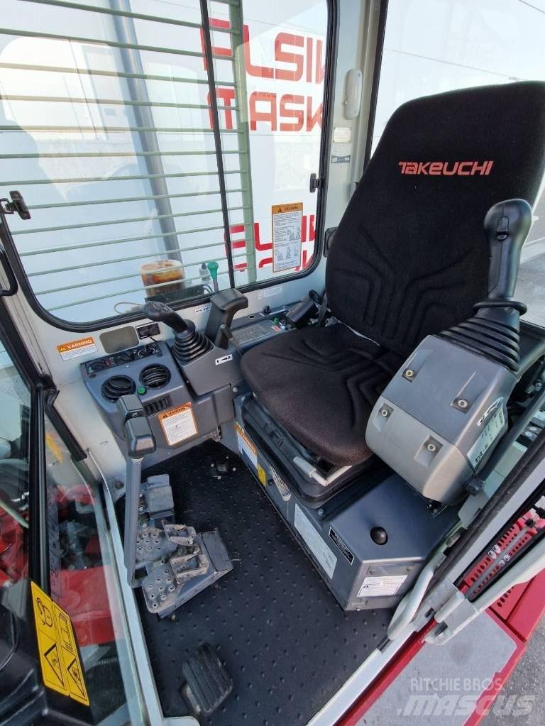 Takeuchi TB 153 FR 小型挖土機/掘鑿機<7t(小型挖掘機)