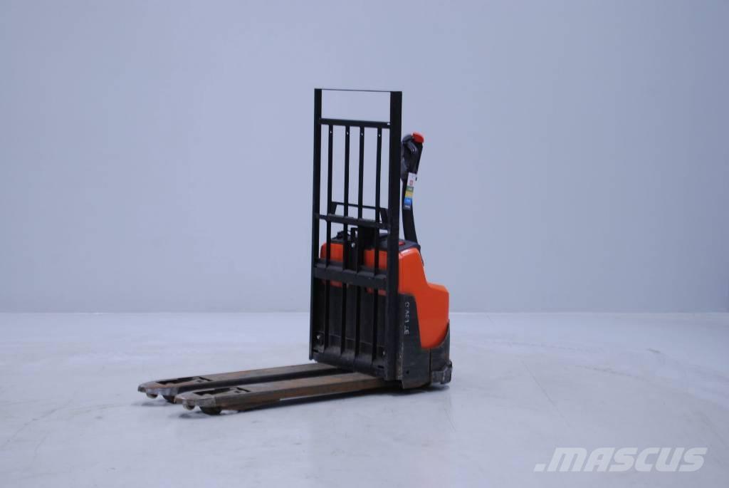 Toyota LWI160 低架升降機