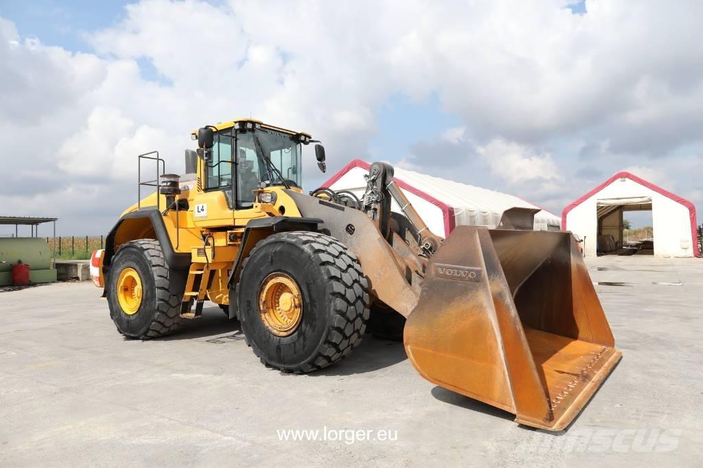 Volvo L 220 H 輪胎式裝載機