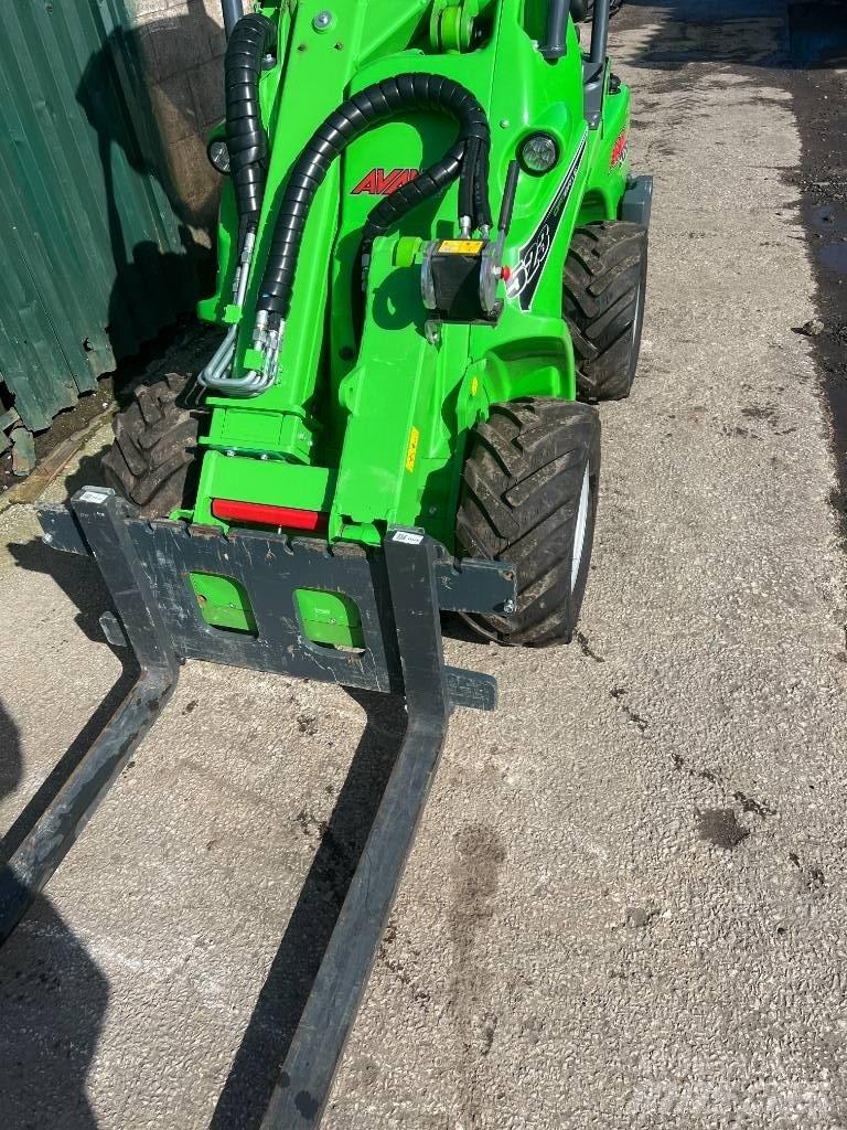 Avant 523 小型裝載機