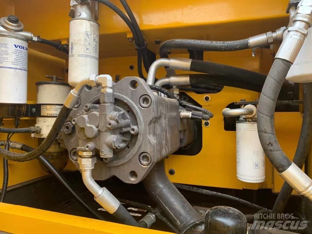 Volvo EC 300 D L 履帶式 挖土機/掘鑿機/挖掘機