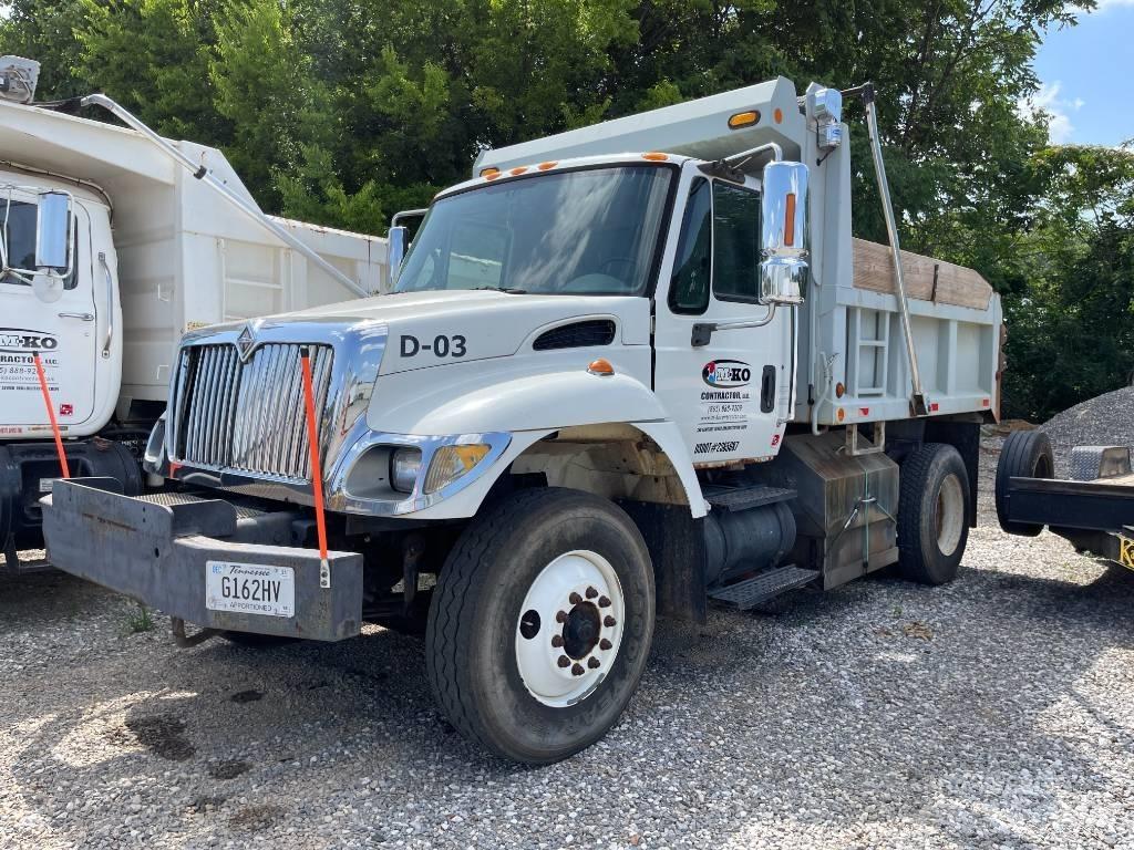 International 7300 傾卸式卡車