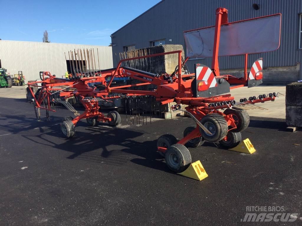 Kuhn GA6632 堆草機
