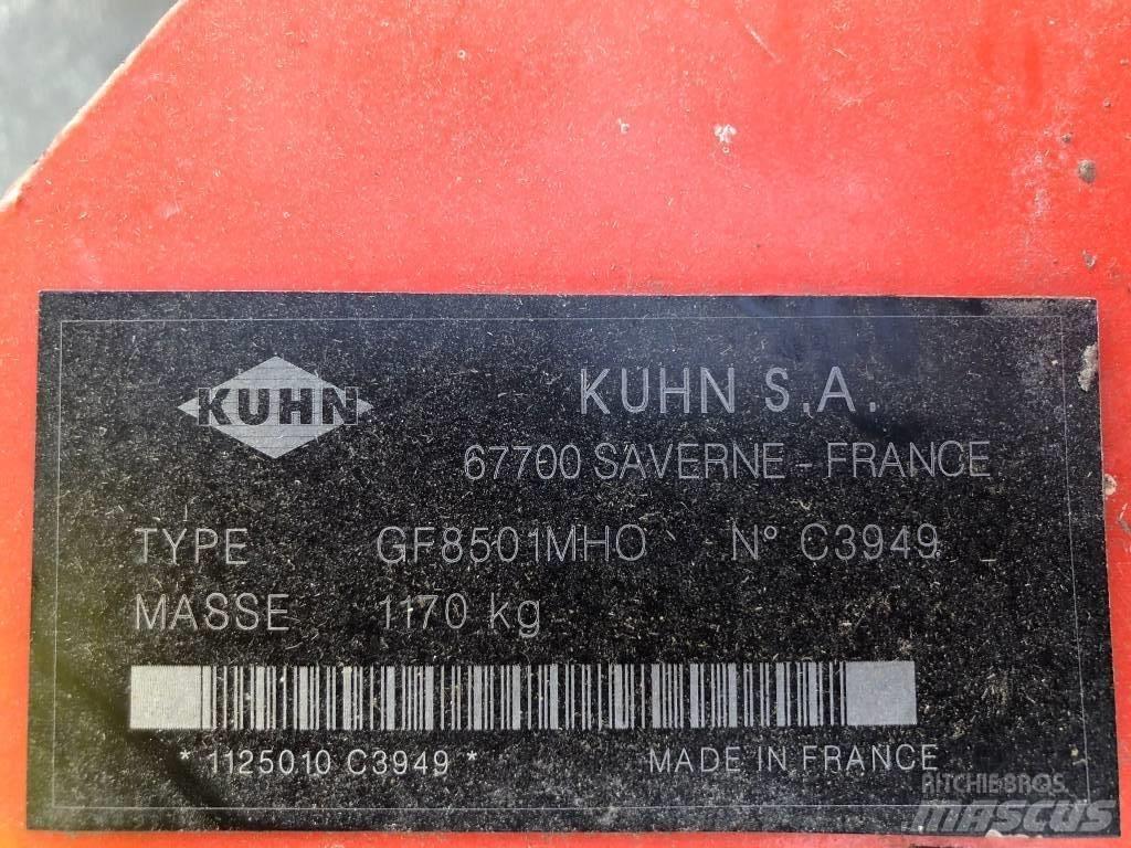 Kuhn GF 8501 M H O 耙與翻草機