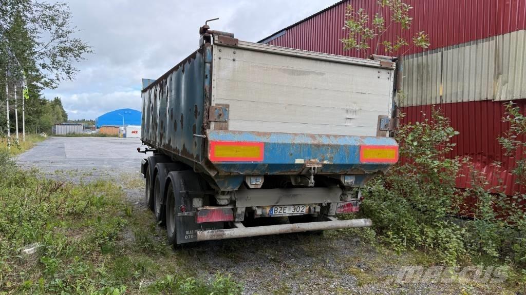  M & V Trippelkärra 傾卸式拖車