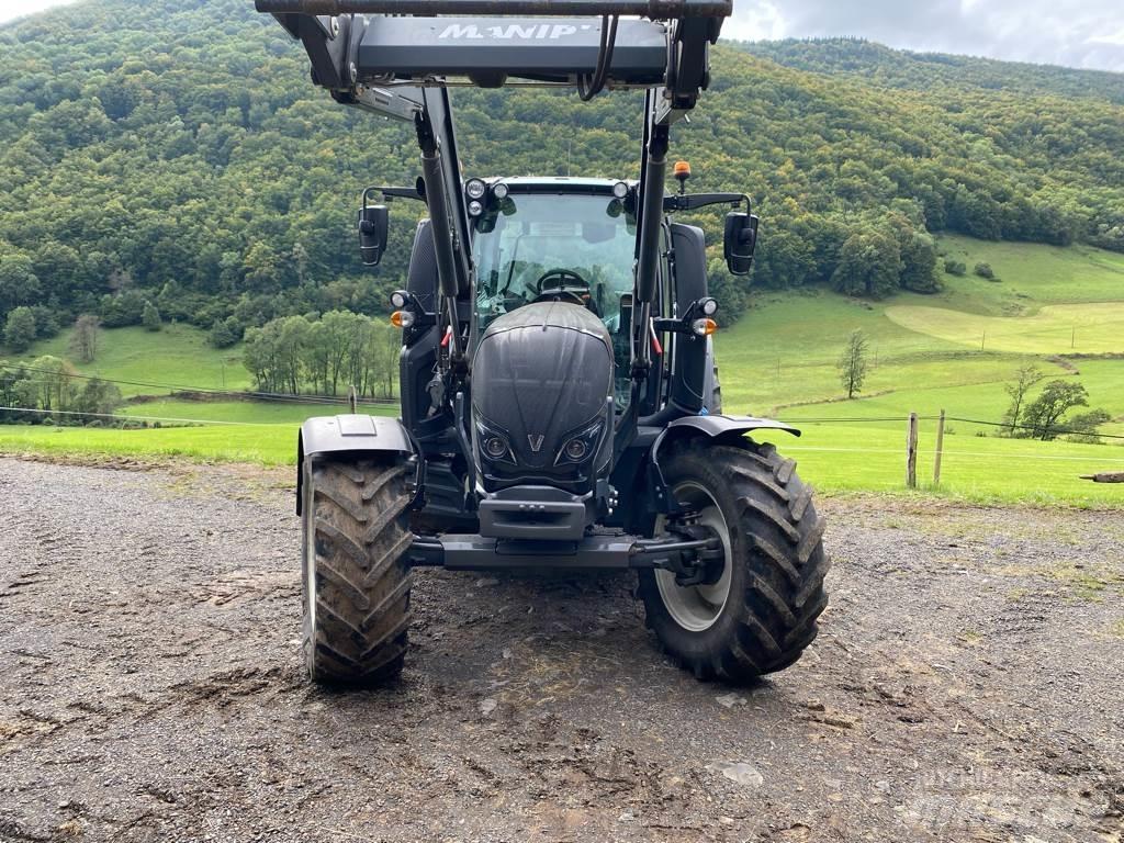 Valtra N134  HiTECH 曳引機
