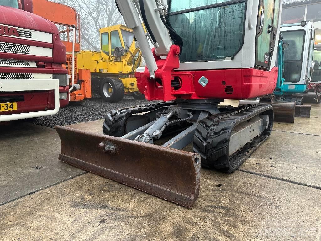 Takeuchi TB228 小型挖土機/掘鑿機<7t(小型挖掘機)