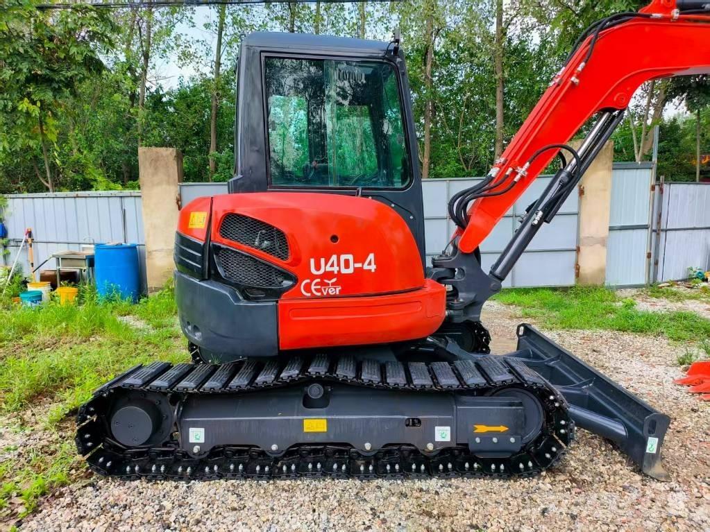 Kubota U 40 小型挖土機/掘鑿機<7t(小型挖掘機)