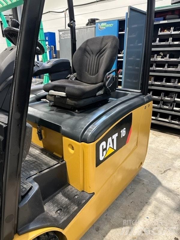 CAT EP 16 CPNT 電動堆高機