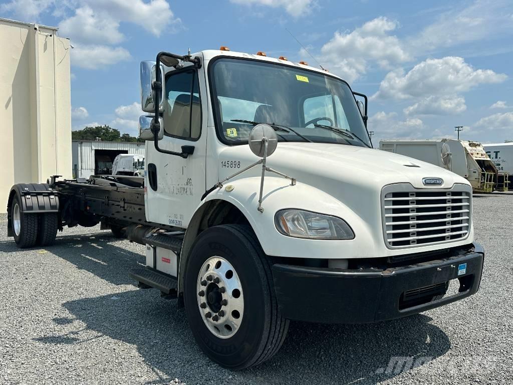 Freightliner M2 垃圾車
