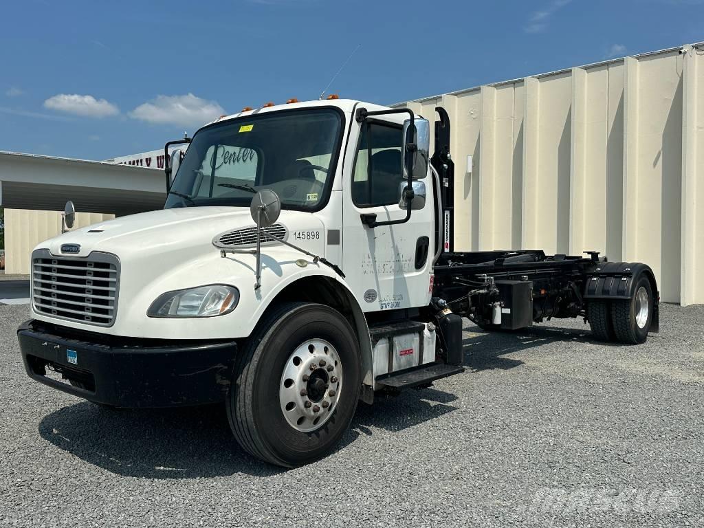 Freightliner M2 垃圾車