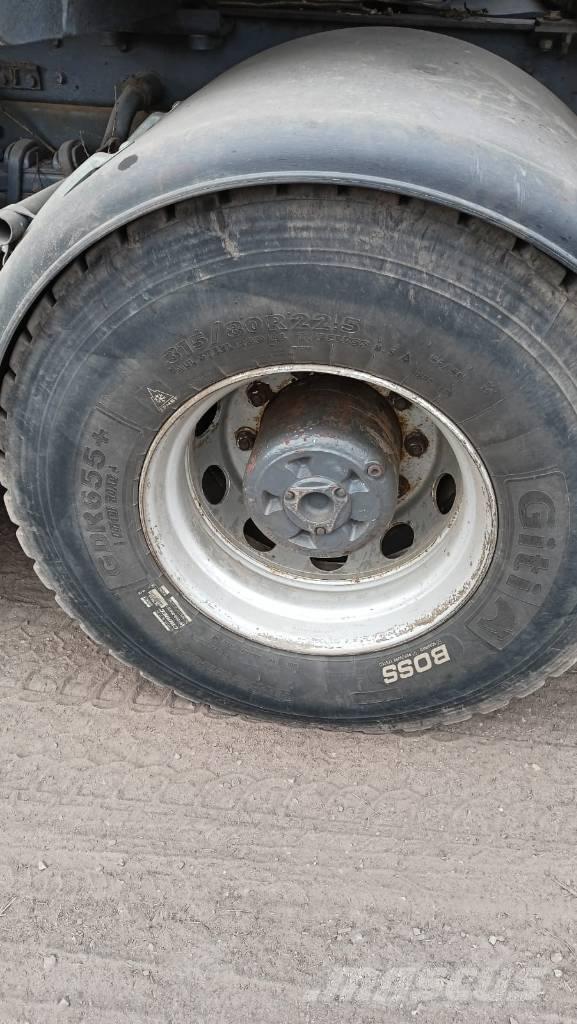 Scania R 730 木材貨車
