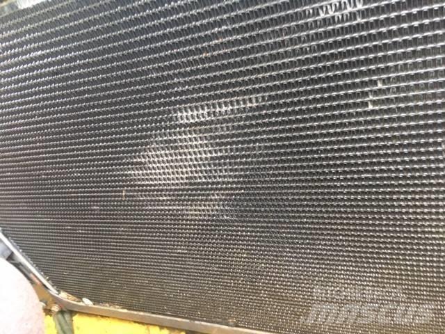 Volvo A25D 鉸接式起吊車