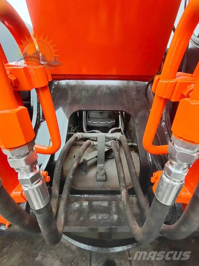 Hitachi ZX 200 履帶式 挖土機/掘鑿機/挖掘機