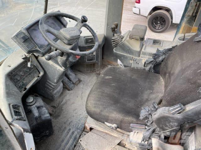 Kawasaki 70 Z V 輪胎式裝載機