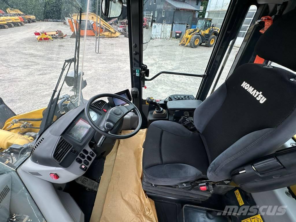 Komatsu WA 270-8 輪胎式裝載機