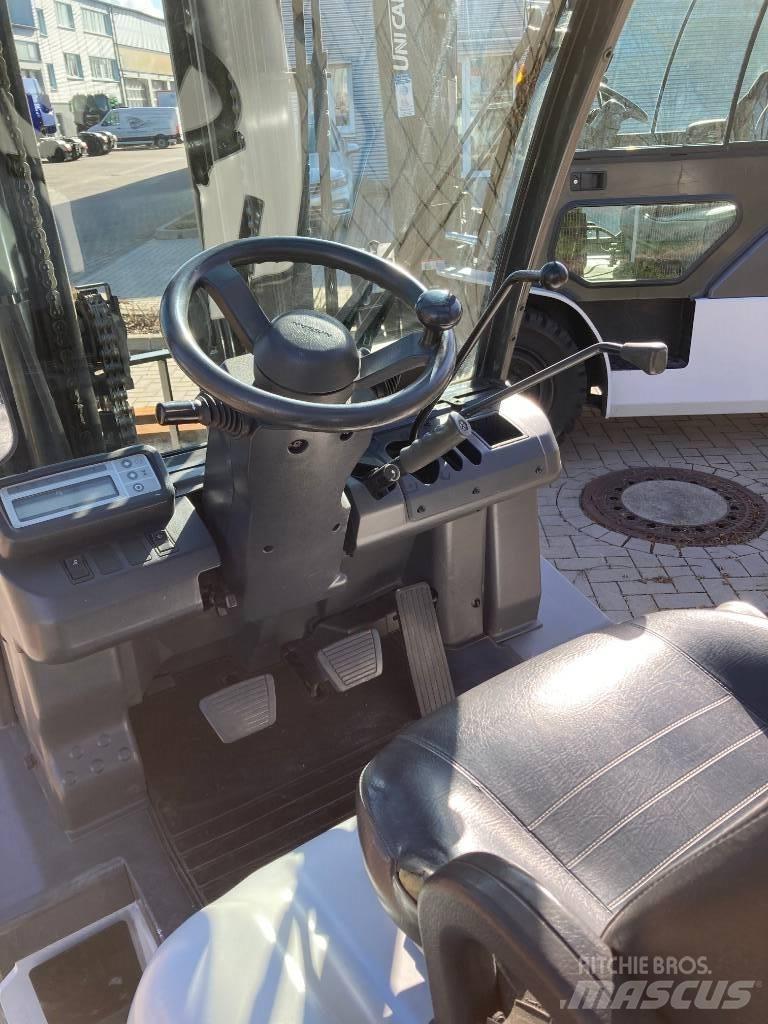 Nissan YG1D2A32Q 柴油卡車