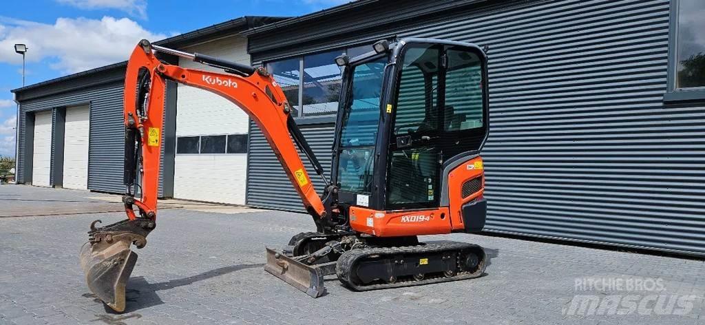 Kubota KX019-4 小型挖土機/掘鑿機<7t(小型挖掘機)