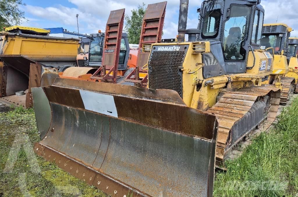 Komatsu D 61 EX-15 履帶推土機