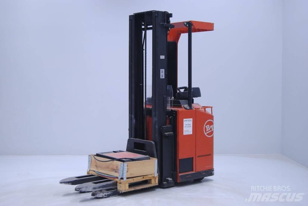 Toyota SSE160 自走式堆積機
