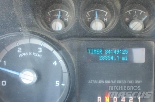 Ford F750 水車