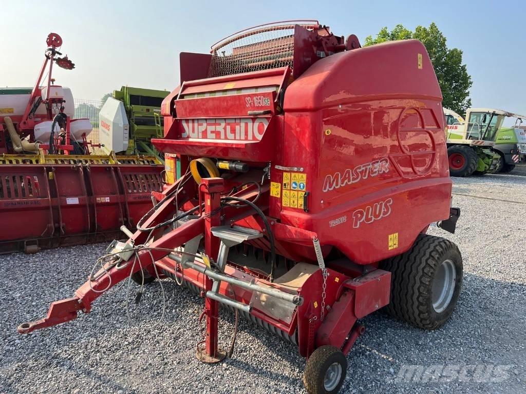 Supertino SP 1650 圓型牧草打包機