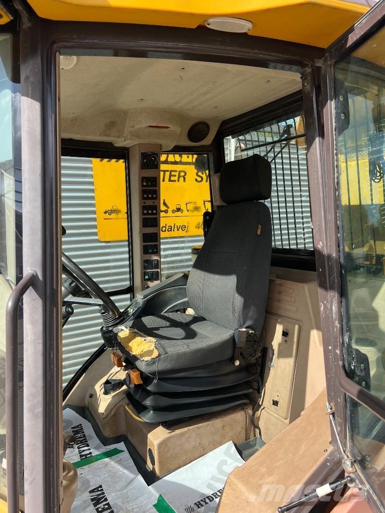 Hydrema 912 DS 鉸接式起吊車