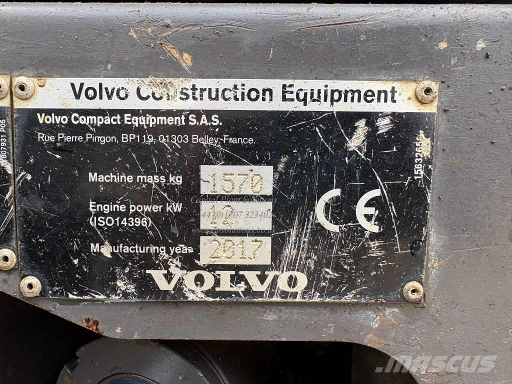 Volvo EC 15 D 小型挖土機/掘鑿機<7t(小型挖掘機)