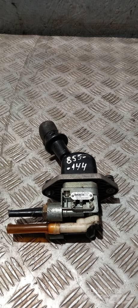 MAN TGA   9617231180 駕駛室與內部